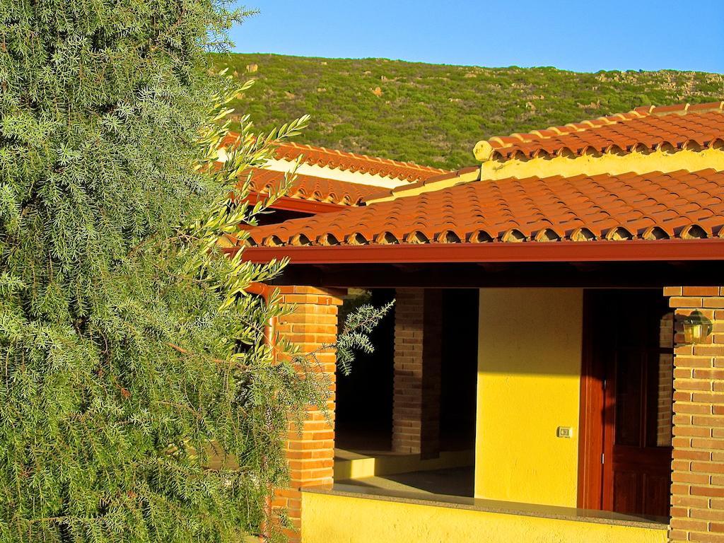 Agriturismo Sa Tiria Teulada Eksteriør billede